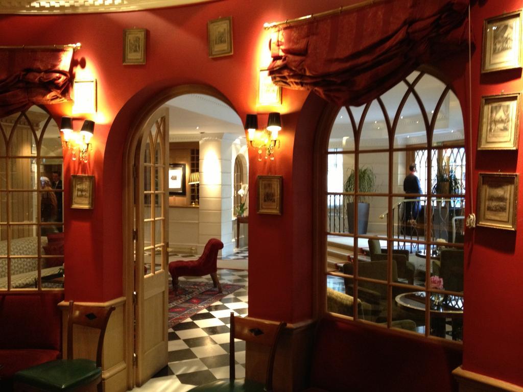 Adler Hotell Madrid Eksteriør bilde
