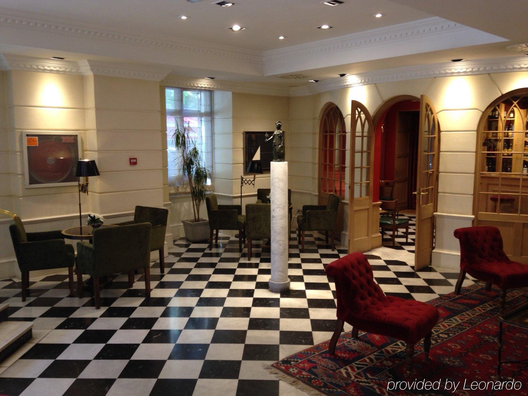 Adler Hotell Madrid Eksteriør bilde