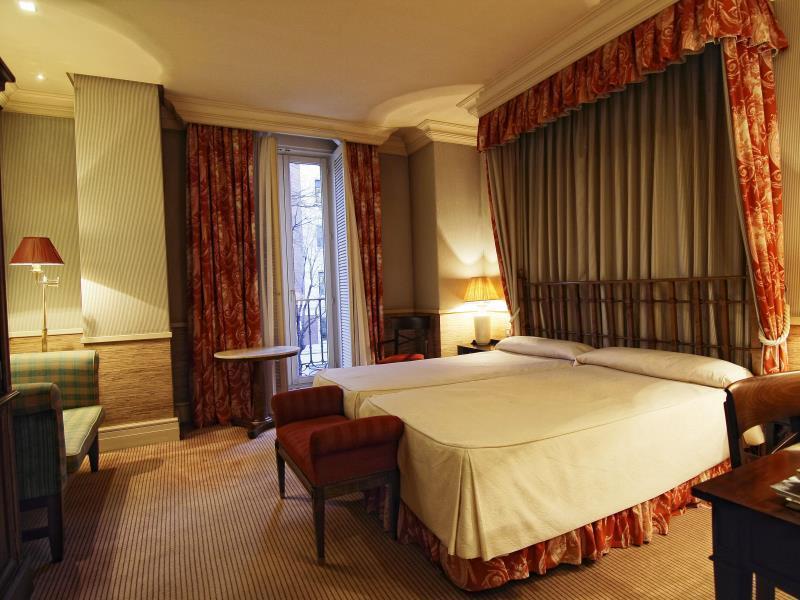 Adler Hotell Madrid Eksteriør bilde