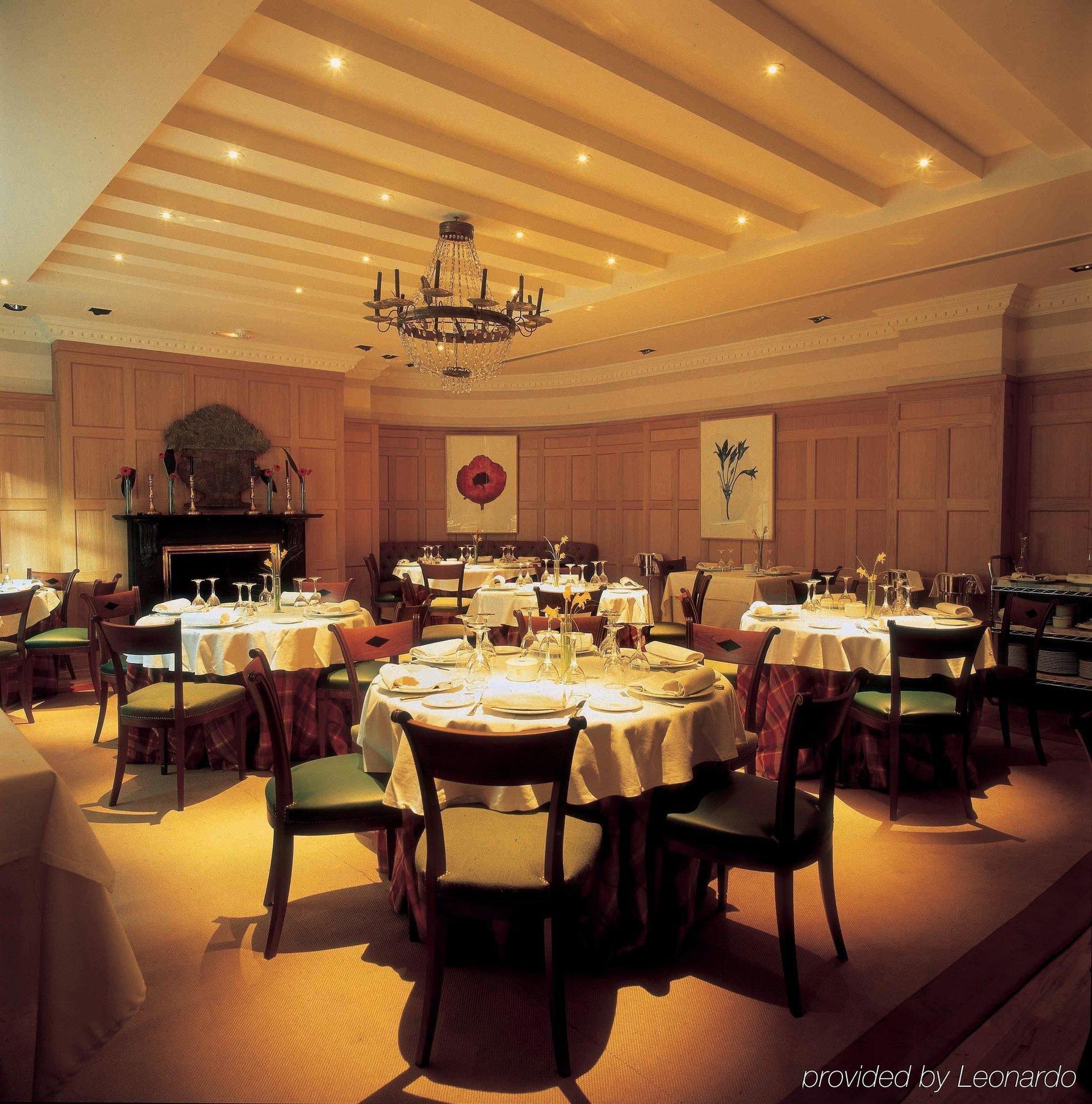 Adler Hotell Madrid Restaurant bilde